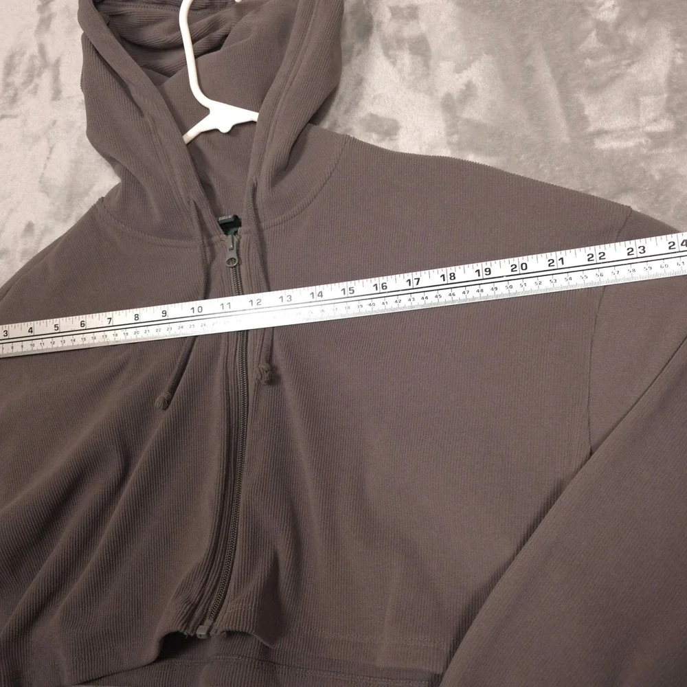 Wild Fable Ribbed Cropped Zip Hoodie Womens Size M Gray Brown - Picture 6 of 8